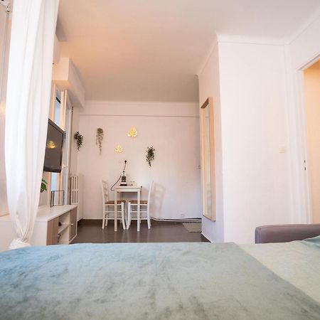 Apartament Location Studio Avec Loggia Antibes Zewnętrze zdjęcie
